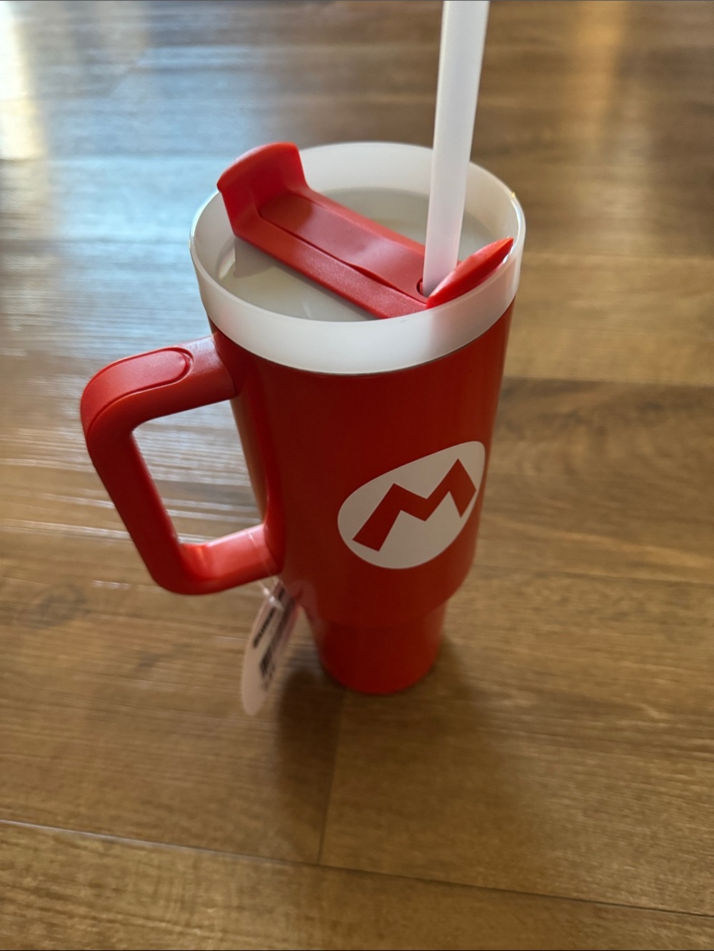 NWT Super Mario Bros Mario 40 ounce tumbler with straw